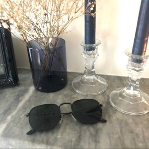 Black Vintage Sunglasses